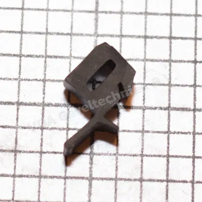 De Vries Kozijnen dichtings rubber REW040 / 2034 (prijs per meter, minimale afname 10 meter)