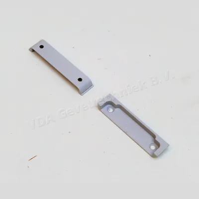 Gu raamoploop sluitplaat infrees 4MM 9-40244-00-0-18 Accoya Kleur Grijs