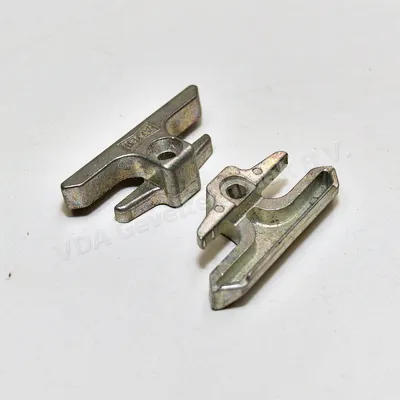 Aubi rolnok sluitplaat ST 070. As 13MM.