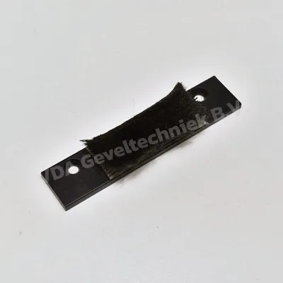 Wicona borstel t.b.v. schuifpui 110x24mm