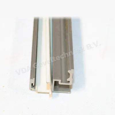 ROTO PATIO GELEIDERAIL 4000MM. WIT