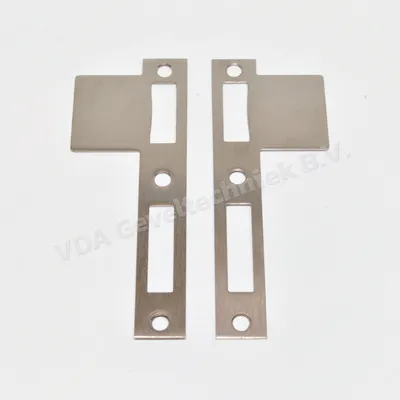 RVS geborstelde sluitplaat 165 x 24 mm