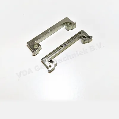 Maco sluitplaat/kiepstand oploopplaat vlak hout 26 mm 95326 / 95226B