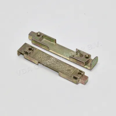 Fuhr kiepsluitplaat (Kippschliessblech) 47839 Links. Veka Softline NL92