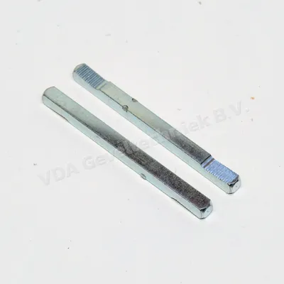 Krukstift stift M8x110 mm met vertanding/kartel