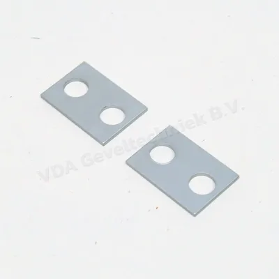 Fapim vulblok voor scharnier Loira 2mm dik Voor aluminium scharnieren. opbouw. 6666S2