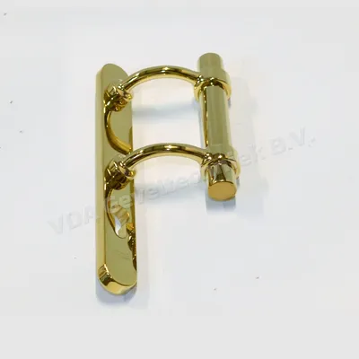 May Duwer 8018 op schild 6023 Buiten PZ92 Goud SKG** afgerond MASSIEF SCHILD