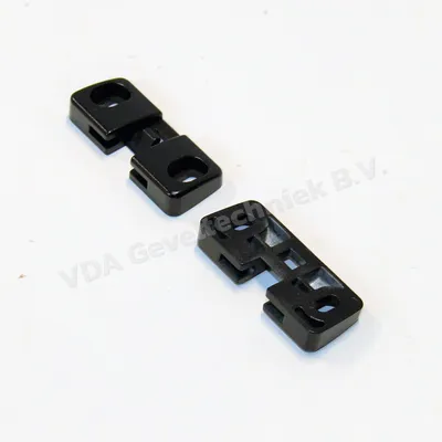Geze grondplaat voor ketting voor aandrijving t.b.v. bovenlicht Type E740.
112365