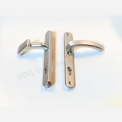 Ami Duwer / Kruk binnen buiten PC92 257 x 32 mm vol alu. afgerond stift 8x 130 mm 3x M6x65 mm