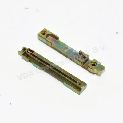 Siegenia Kiepsluitplaat KIPPSCHLIESSBLECH Rechts 2 A960-2R 960-2R Vekaplast SF