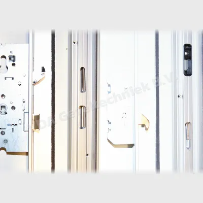 Nemef Alprokon Meerpuntssluiting Deurnaald Set Comfort Drn 55 / 72 / 8 / F16 x 2850 mm Draairichting Loopdeur Links Deurdikte 40 mm Tbv. PKVW SKG incl Grendel