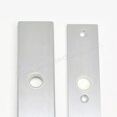 Voskamp Voslux deurkruk / kruk langschild Binnen -Buiten massief PZ92 240x52/45 EV1 incl kerntrekbeveiliging (greep) (klink) (hendel)