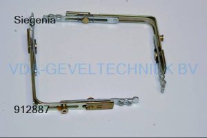 Aubi  Siegenia 300 hoekoverbrenging type UM311-60V04. hoekoverbrenging  De afmetingen zijn: 153x118 MM. 1 x padnok